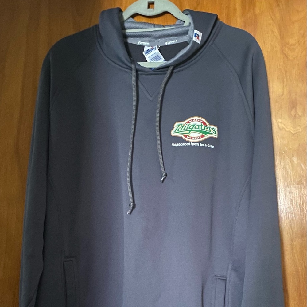 NWOT Dri-Power Gray Sweatshirt Classic Hoodie